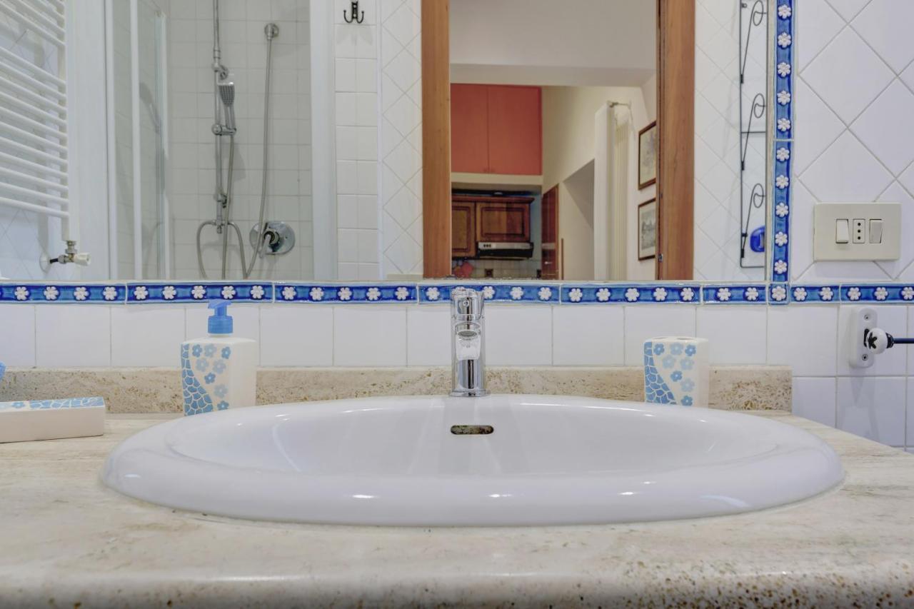 Colosseo Residenza Sette Sale โรม ภายนอก รูปภาพ